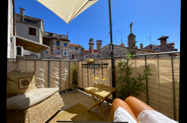 Rovinj,2.red do mora-renovirani stan s pogledom na more, Rovinj, Appartment