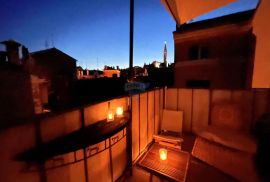 Rovinj,2.red do mora-renovirani stan s pogledom na more, Rovinj, Appartment