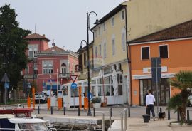 Novigrad centar, stan 73 m2 prvi red do mora, Novigrad, Apartamento