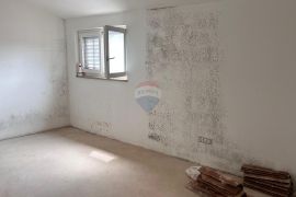 Novigrad centar, stan 73 m2 prvi red do mora, Novigrad, Apartamento