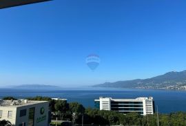 OPATIJA,COSTABELLA- NOVOGRADNJA, stan a garažom i pogledom na more, 250 m od mora, Rijeka, Stan