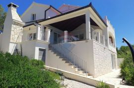 Korčula Villa - 1. red do mora izuzetna prilika!, Korčula, Casa