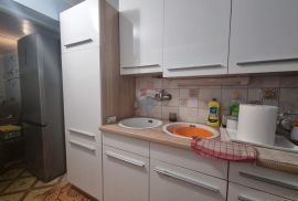 Istra - Rovinjsko Selo - kuća u nizu 120 m2 za renovaciju, Rovinj, Haus