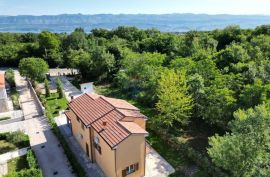 OTOK KRK,DOBRINJ-samostojeća villa sa bazenom, Dobrinj, Ev