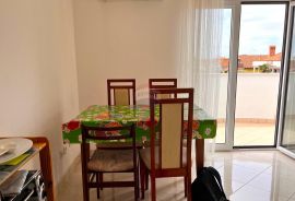 Istra, Novigrad, prostrani dvosoban stan, Novigrad, Appartement