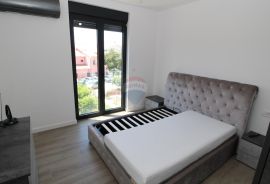 Istra, Poreč- stan na prvom katu 450 metara do mora, Poreč, Apartamento