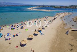 ZADAR, SABUNIKE - Građevinsko zemljište 400 metara od plaže!, Privlaka, Terrain