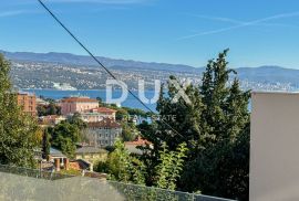 OPATIJA, CENTAR - stan 139m2 u novogradnji s vrtom, bazenom, garažom, pogled na more, centar Opatije, Opatija, Appartment