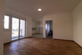 Lovran, stan 60m2, novogradnja, 2 kat, balkon, parking, Lovran, Appartamento