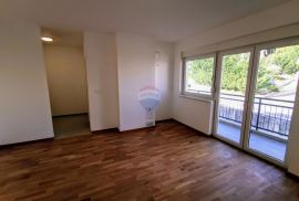 Lovran, stan 60m2, novogradnja, 2 kat, balkon, parking, Lovran, Appartamento