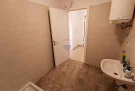 Lovran, stan 60m2, novogradnja, 2 kat, balkon, parking, Lovran, Appartamento