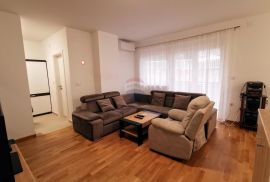 Lovran, 1S+DB od 60m2 u novogradnji, 1 kat, balkon, parking, Lovran, Flat