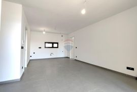 OPATIJA - centar, stan u novogradnji od 75,68 m2, Opatija, Daire