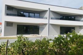 Draga Bašćanska stan 1.kat, 62m2, novogradnja, Baška, Διαμέρισμα