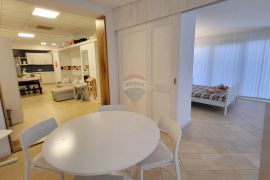 Istra, Umag, stan u prizemlju, 2.red do mora, Umag, Appartment