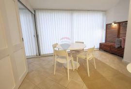 Istra, Umag, stan u prizemlju, 2.red do mora, Umag, Appartment