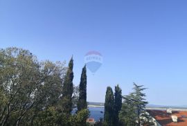 DRAMALJ,samostojeća kuća sa tri stana, Crikvenica, Casa