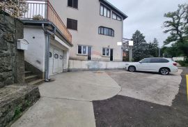 OPATIJA,MATULJI- Poslovni prostor 275 m2 sa velikim parkingom na frekventnoj lokaciji, Matulji, Ticari emlak