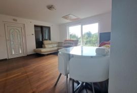 Opatija,Pobri,dvosoban stan 60 m2,terasa,najam, Opatija - Okolica, Appartement