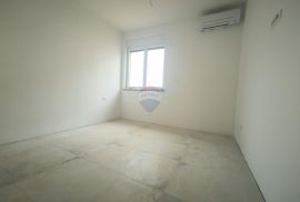 BANJOLE, luksuzni apartman s bazenom, pogled more, Medulin, Kвартира