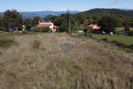 Građevinsko zemljište s pogledom na Motovun, Karojba, Terrain