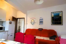 Crikvenica , Jadranovo kuća s pet apartmana, 148 m2, Crikvenica, Casa