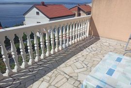 Dramalj, Crikvenica, prekrasna višestambena kuća na odličnoj lokaciji, Crikvenica, Famiglia