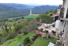 Istra, Motovun useljiva kuća - JEDINSTVENA PRILIKA, Motovun, Дом