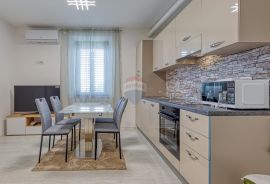 Apartmanska kuća u blizini Novigrada, Novigrad, House