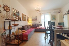 Rovinj, stan s dvorištem  u blizini centra, Rovinj, Flat