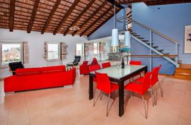 Rovinj,ekskluzivni stan 1.red do mora, Rovinj, Apartamento