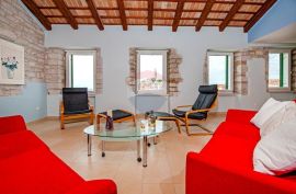 Rovinj,ekskluzivni stan 1.red do mora, Rovinj, Apartamento