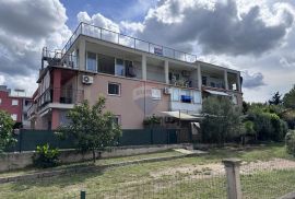 Istra, Umag, apartman 300 metara od mora!, Umag, Stan