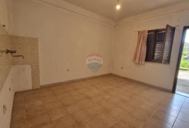 Rijeka, Sroki, Stan 1S+DB, površine 41m2, Viškovo, Appartement