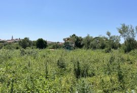 Tar - građevinsko zemljište za izgradnju 2 stambene zgrade, Poreč, Land