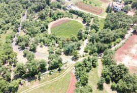 ISTRA, MARČANA - Parcela na osami na lijepoj i mirnoj lokaciji, Marčana, Tierra