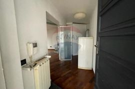 Kostrena, Doričići, kuća sa dva stana površine 162 m2, Kostrena, Casa