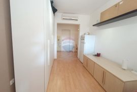 Rovinj, studio apartman idealan za iznajmljivanje, Rovinj, Appartment