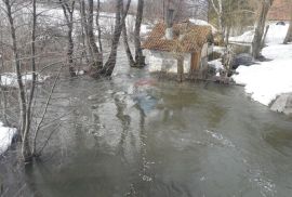 Ogulin, Josipdol, kuća sa pomoćnim objektima i mlinom, Josipdol, Casa