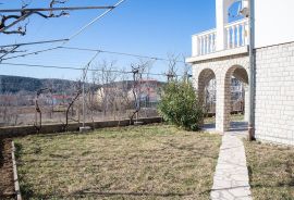 Otok Rab, Lopar, kuća 247m2 s prekrasnim vrtom, Rab, House