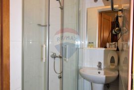 Rovinj,kuća u starom gradu,super lokacija,4 apartmana-225m2, Rovinj, Σπίτι