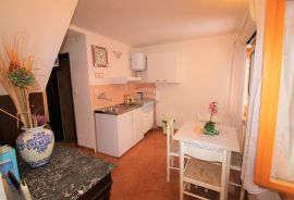 Rovinj,kuća u starom gradu,super lokacija,4 apartmana-225m2, Rovinj, Σπίτι