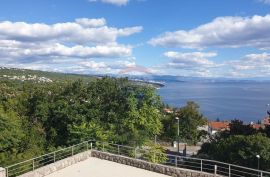 Volosko,visoko prizemlje stan s terasom i pogledom na more, Opatija, Appartment