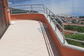 OPATIJA,DOBREĆ- Stan 98,75 m2 s  pogledom na more i bazenom, Opatija - Okolica, Appartment