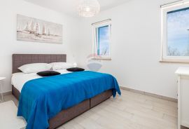 POREČ-kuća i 6 apartmana s bazenom, uhodano poslovanje, Poreč, Casa