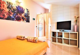 Istra,Umag-Vila s bazenom i dodatnim apartmanom, Umag, Ev