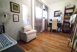 Zagreb, Donji Trpuci, kuća 189 m2 s okućnicom 1187 m2, Zagreb, Casa