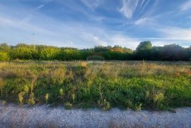 Građevinsko zemljište u industrijskoj zoni u blizini Pazina, Pazin - Okolica, Terrain