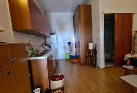 Viškovo, Marinići - stan površine 86 m2 u prizemlju s okućnicom 433 m2, Viškovo, Apartamento