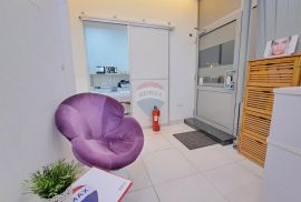 ZAGREB, Špansko, poslovni prostor 45m2 (salon, ured, ordinacija), Zagreb, Propiedad comercial